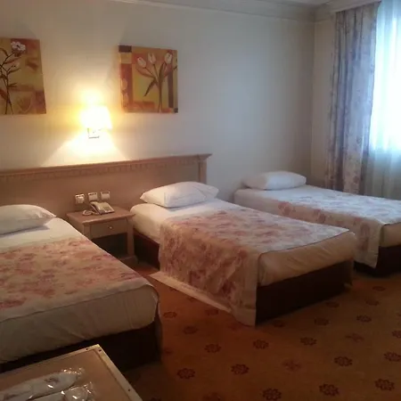 Grand Medya فندق
