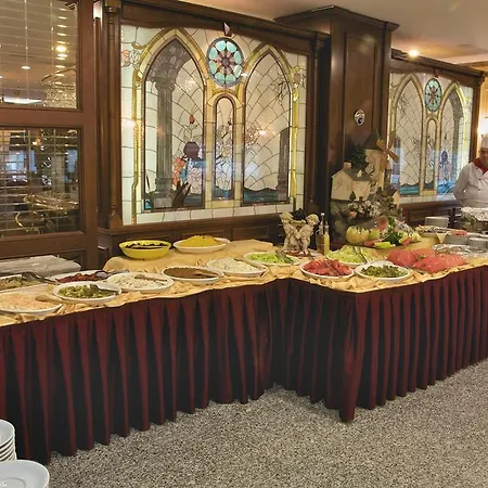 Отель Grand Medya 4*